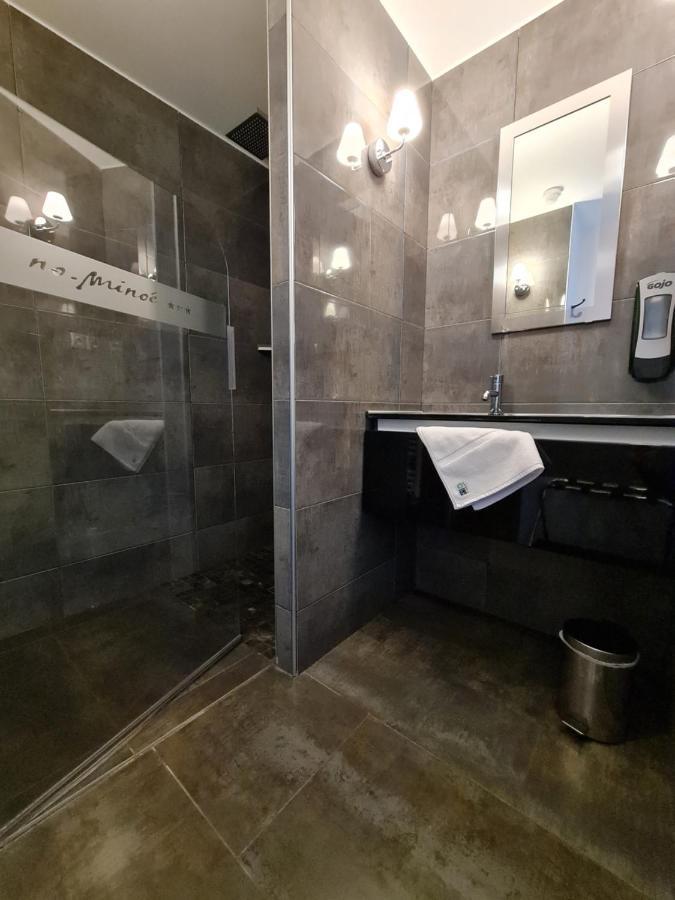 Hotel No Minoe Locminé Екстериор снимка
